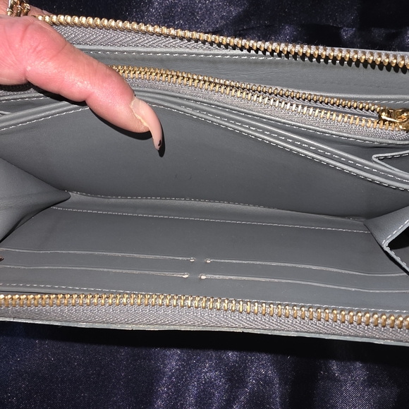 Louis Vuitton Sea Green Monogram Vernis Wallet. Does Not Come In Box - Picture 4 of 16